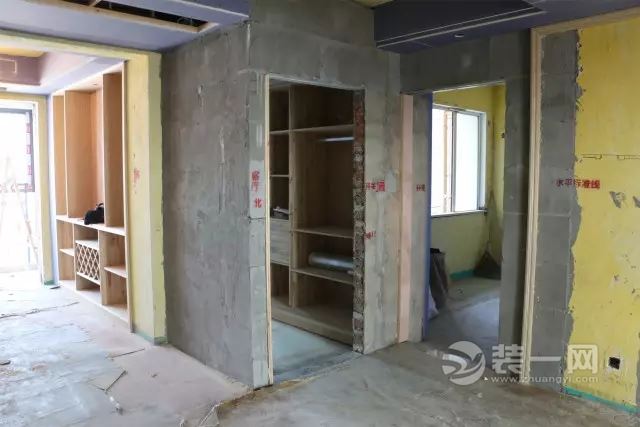 104平米三室一厅小家水电、泥工验收施工现场